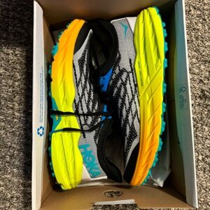 Hoka Speedgoat 5